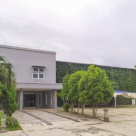 Graha Ht Sumantri Mitra Reddoorz Hotel Tasikmalaya Buitenkant foto